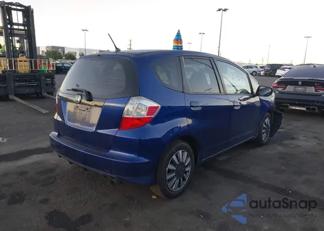 2013 Honda Fit from USA, damaged, VIN JHMGE8H38DC079773
